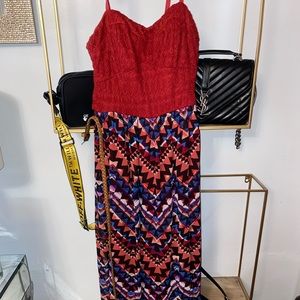 Maxi red dress